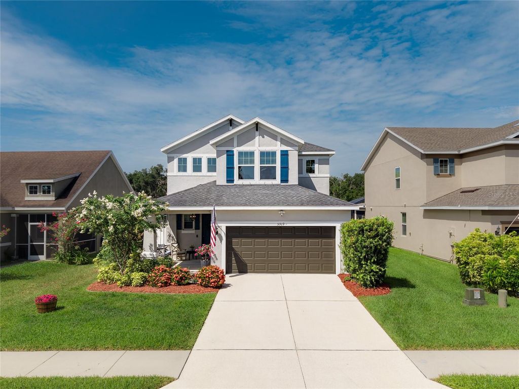 Photo of 5919 Oak Mill Terrace, Palmetto, FL 34221 (MLS # A4698327)