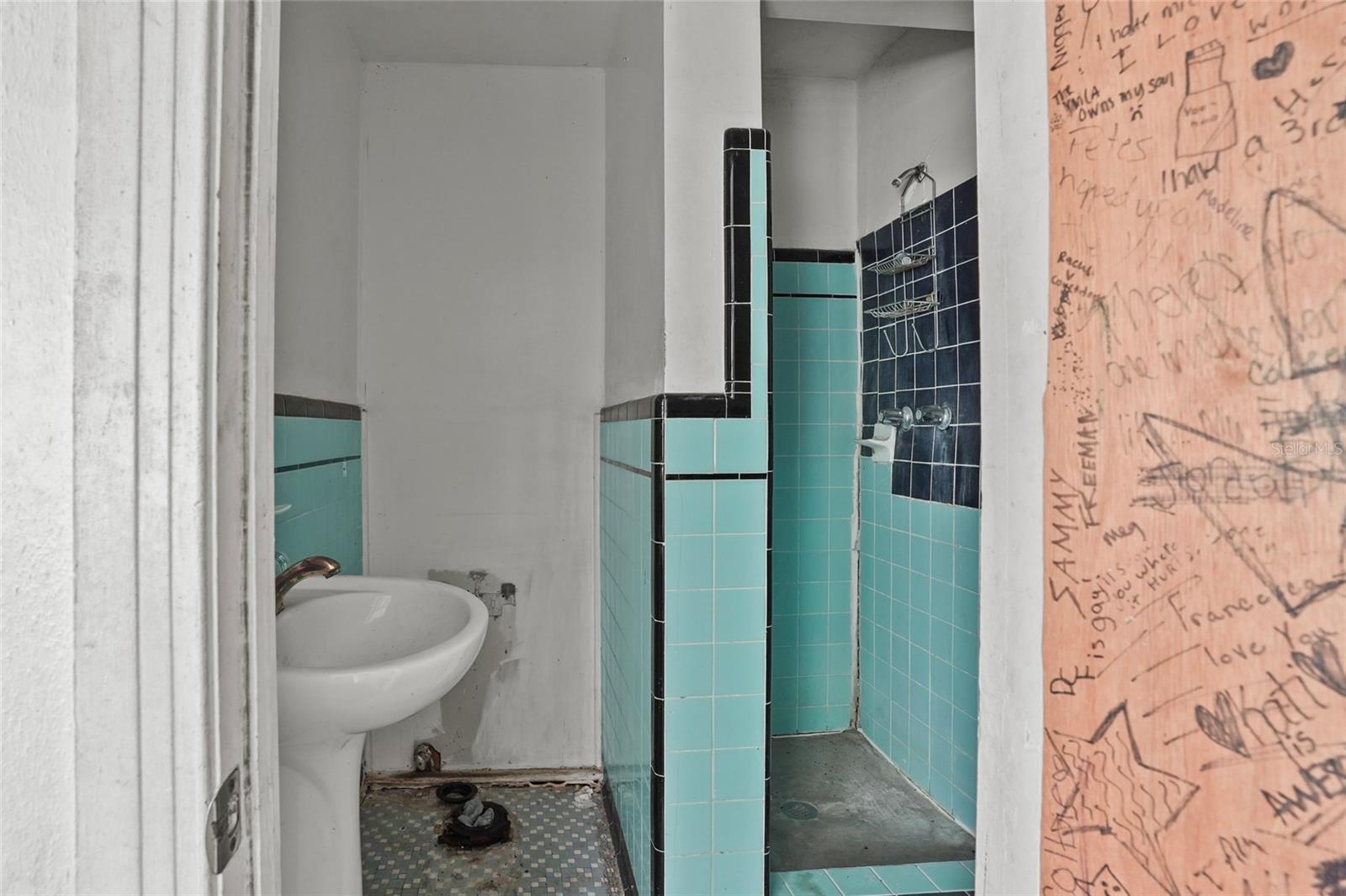 MAYMONT - Residential