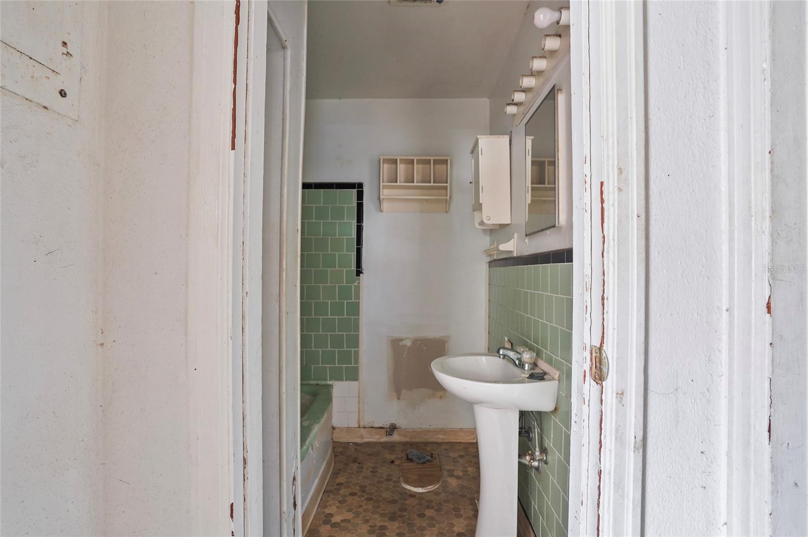 MAYMONT - Residential