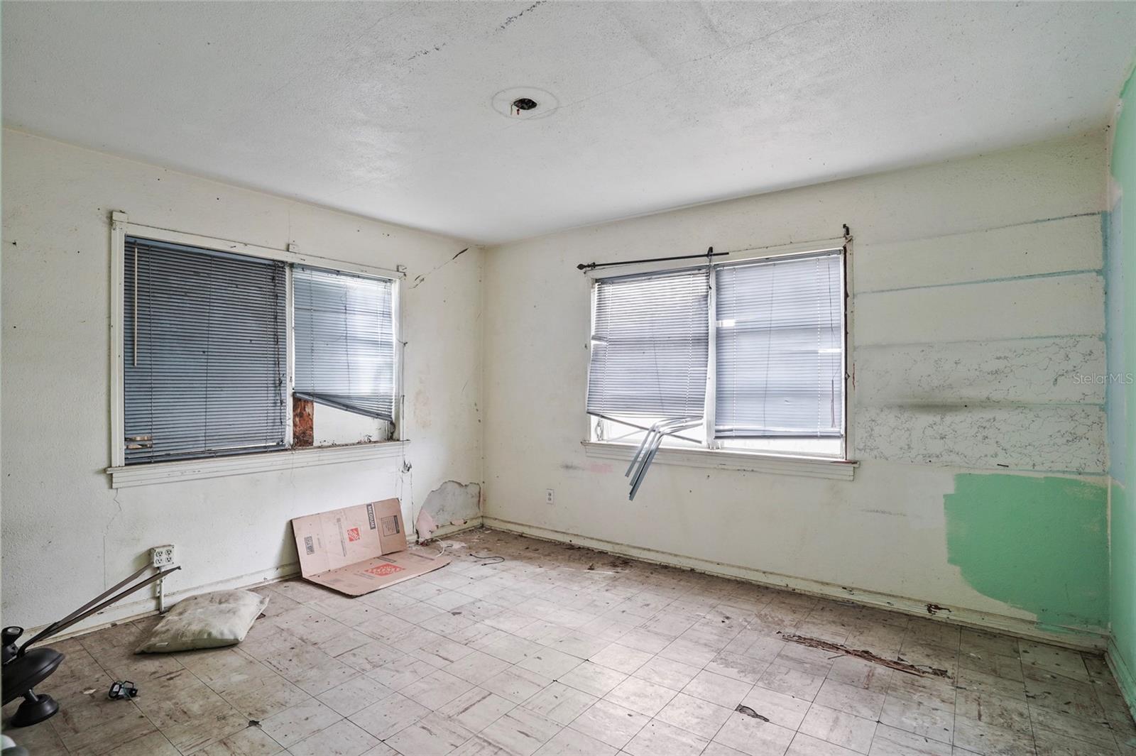 MAYMONT - Residential