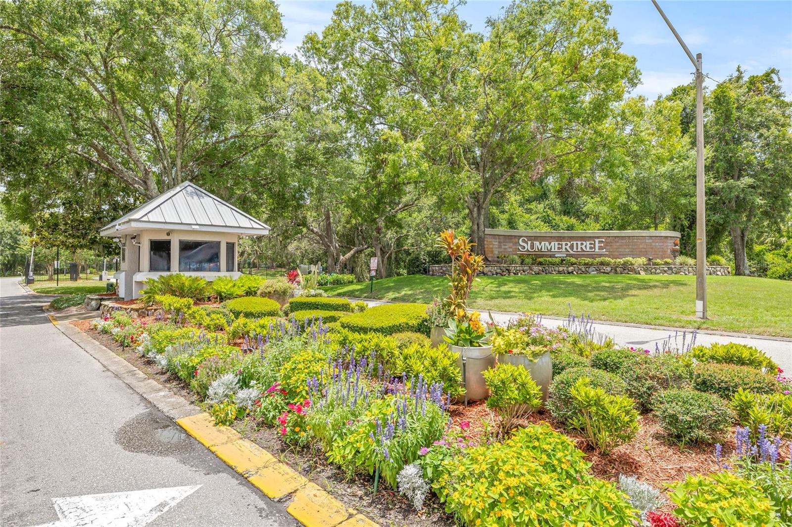 PARADISE POINTE WEST - Residential