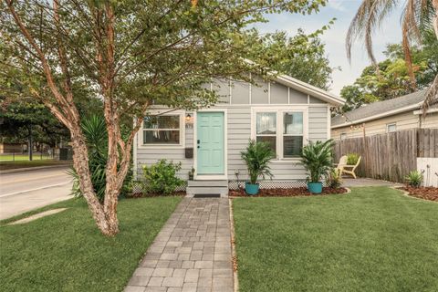 Photo of 875 W Lyman Avenue, Winter Park, FL 32789 (MLS # O6363961)