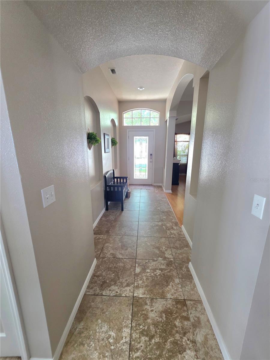 2608 VINEDALE AVENUE