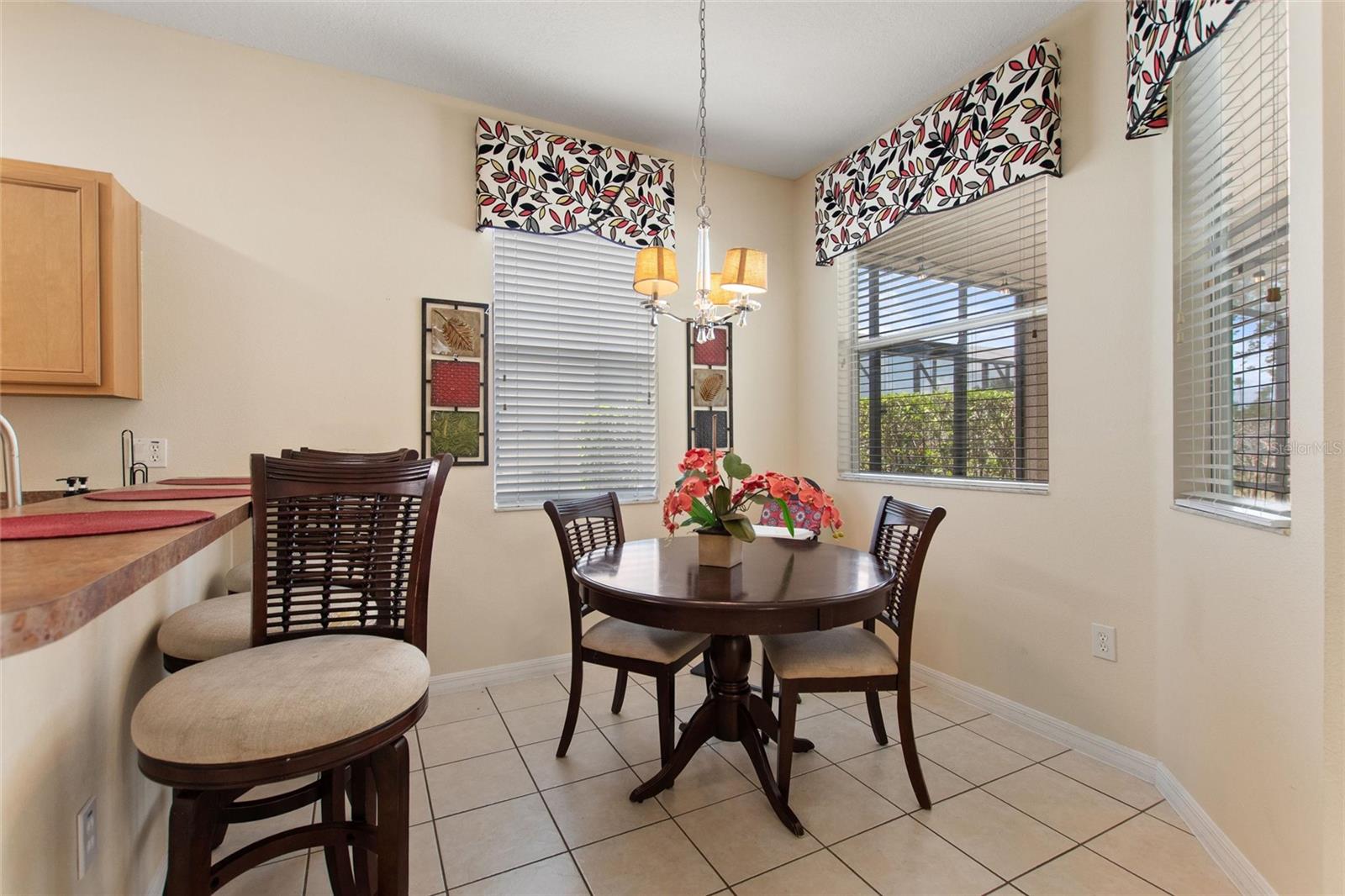 CALABAY PARC AT TOWER LAKE - Residential