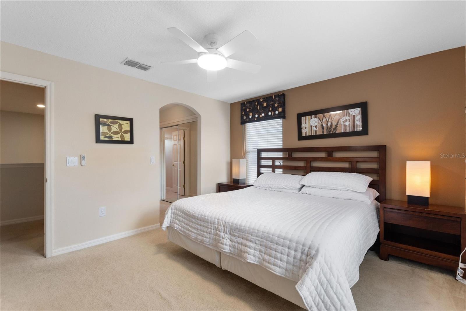 CALABAY PARC AT TOWER LAKE - Residential