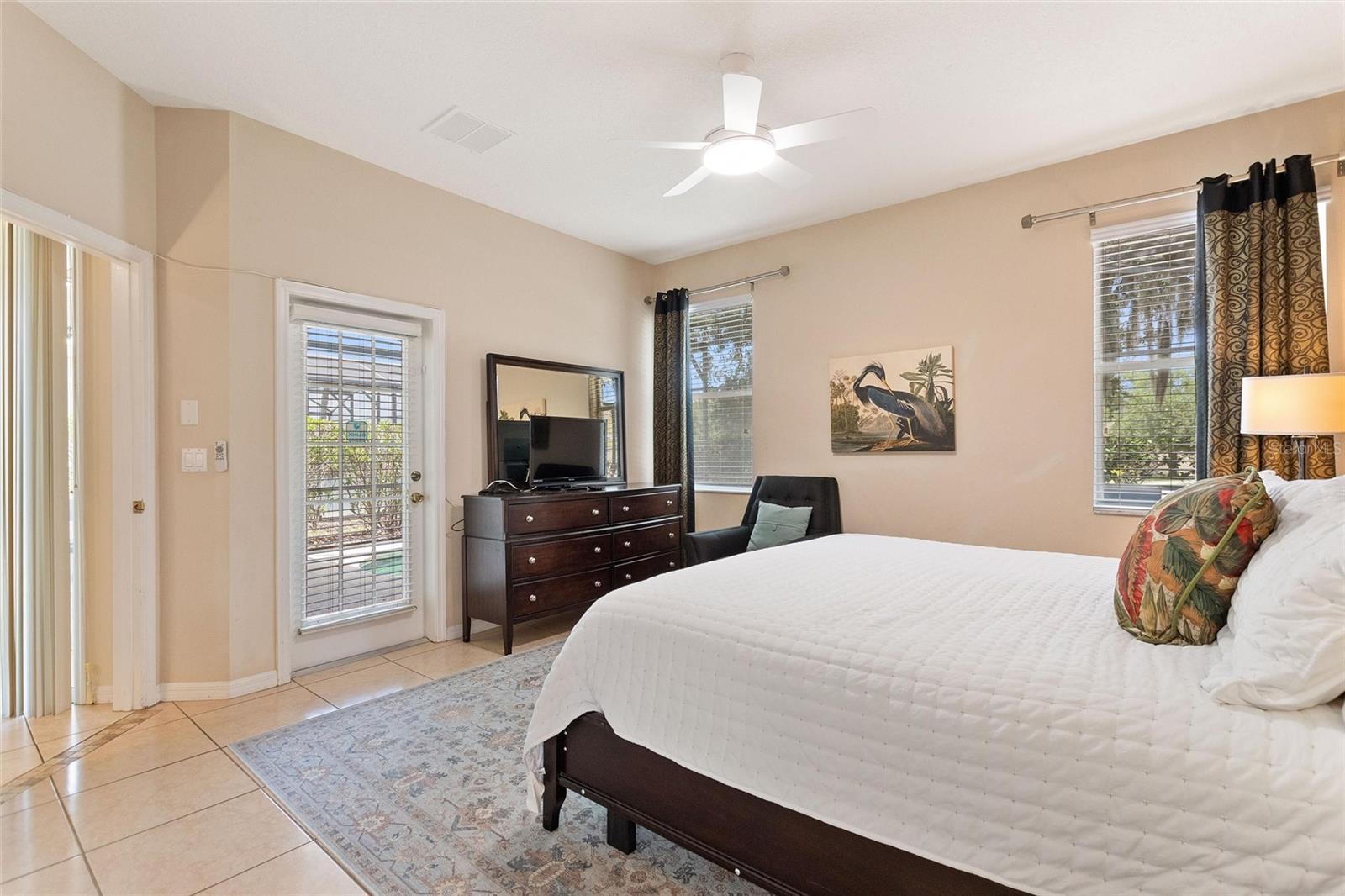 CALABAY PARC AT TOWER LAKE - Residential