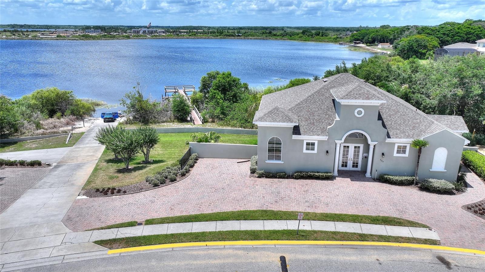 CALABAY PARC AT TOWER LAKE - Residential