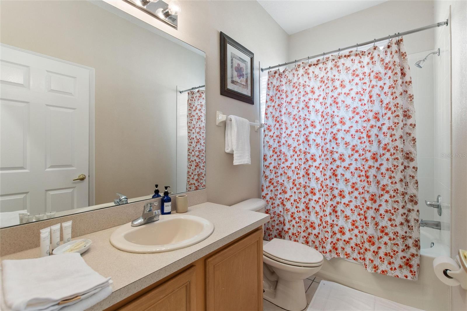 CALABAY PARC AT TOWER LAKE - Residential