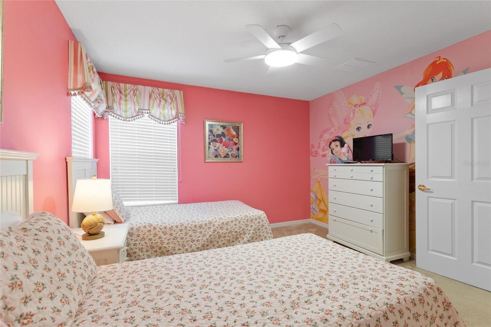 CALABAY PARC AT TOWER LAKE - Residential