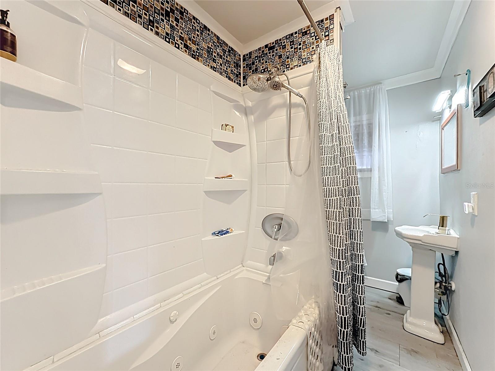 QUAIL POND EAST ADD TO CASSELBERRY - Residential