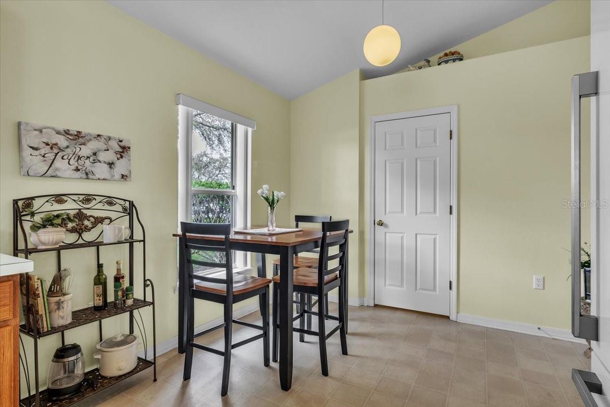 SUNCOAST LAKES - Residential