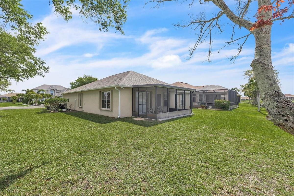 SUNCOAST LAKES - Residential