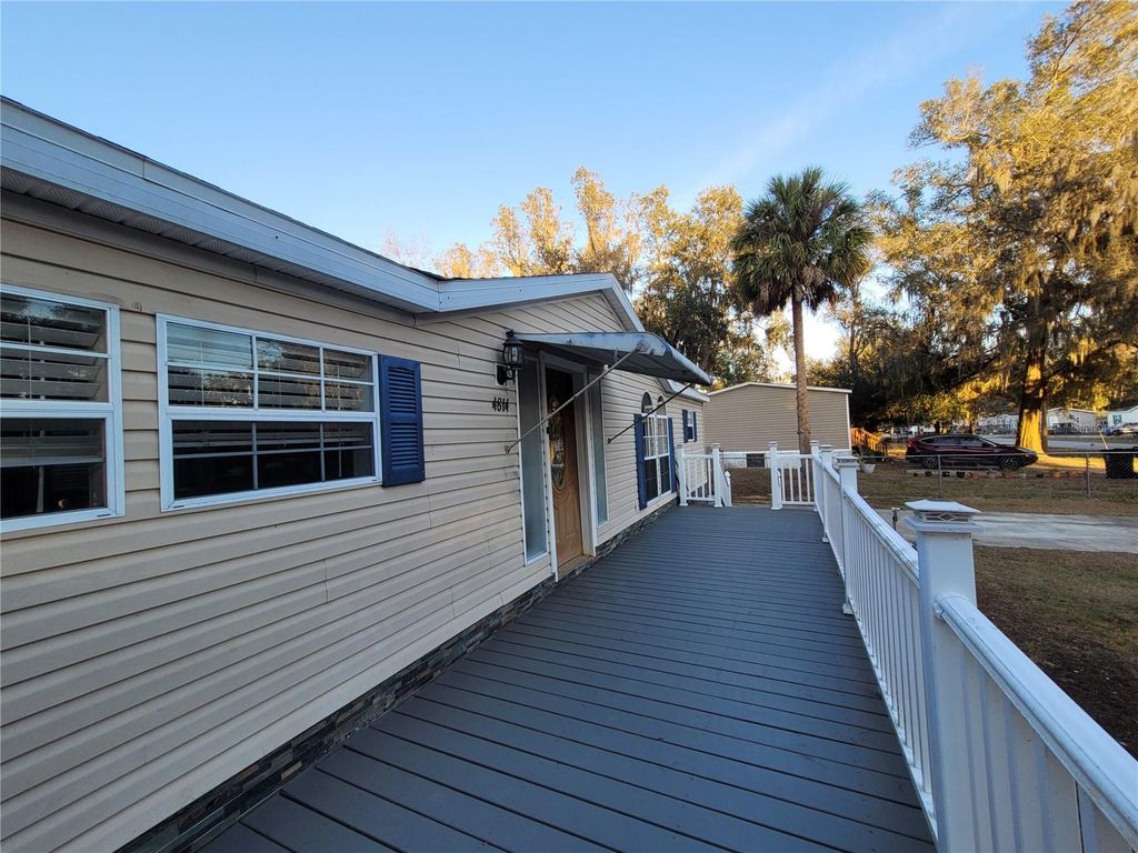 Photo of 4814 Myrtle View Drive N, Mulberry, FL 33860 (MLS # R4910618)