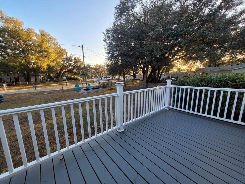 Photo of 4814 Myrtle View Drive N, Mulberry, FL 33860 (MLS # R4910618)