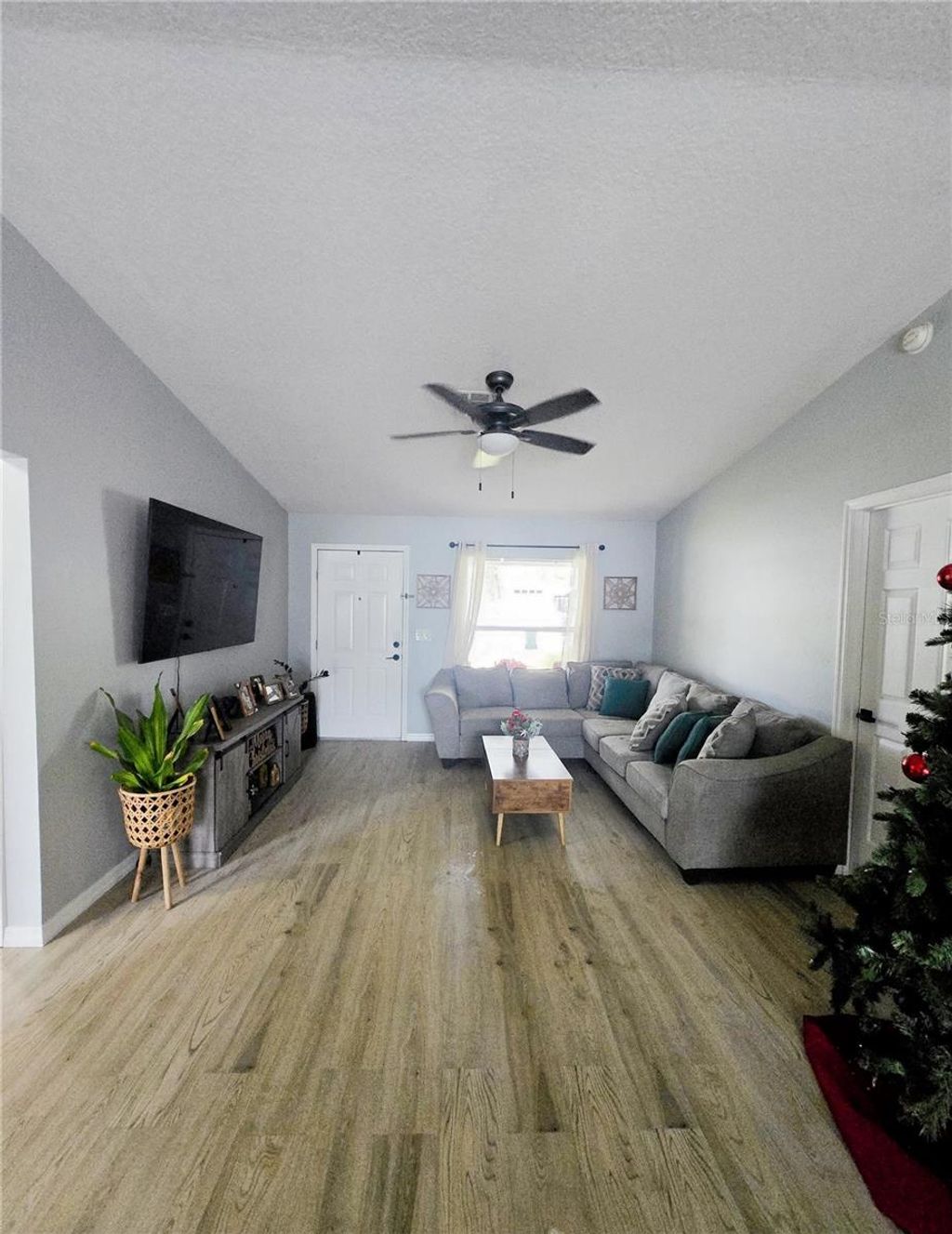 Photo of 599 Magnolia Ridge Avenue, Tavares, FL 32778 (MLS # S5137016)