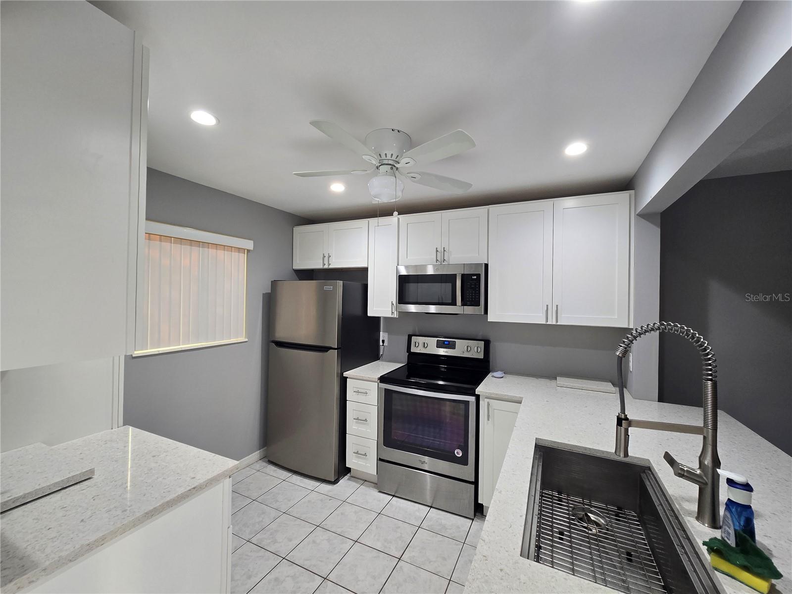 BENEVA VILLAGE SEC 1 - Residential Lease