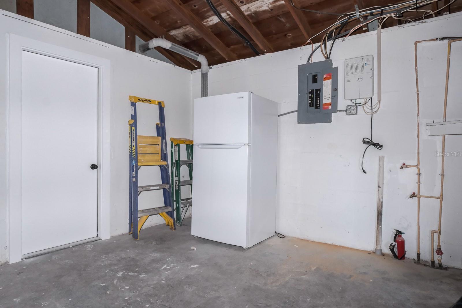 HOLIDAY LAKE ESTATES - Residential