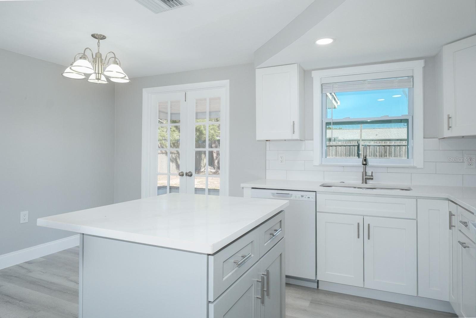 HOLIDAY LAKE ESTATES - Residential