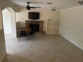 711 A & B PINELAND AVENUE