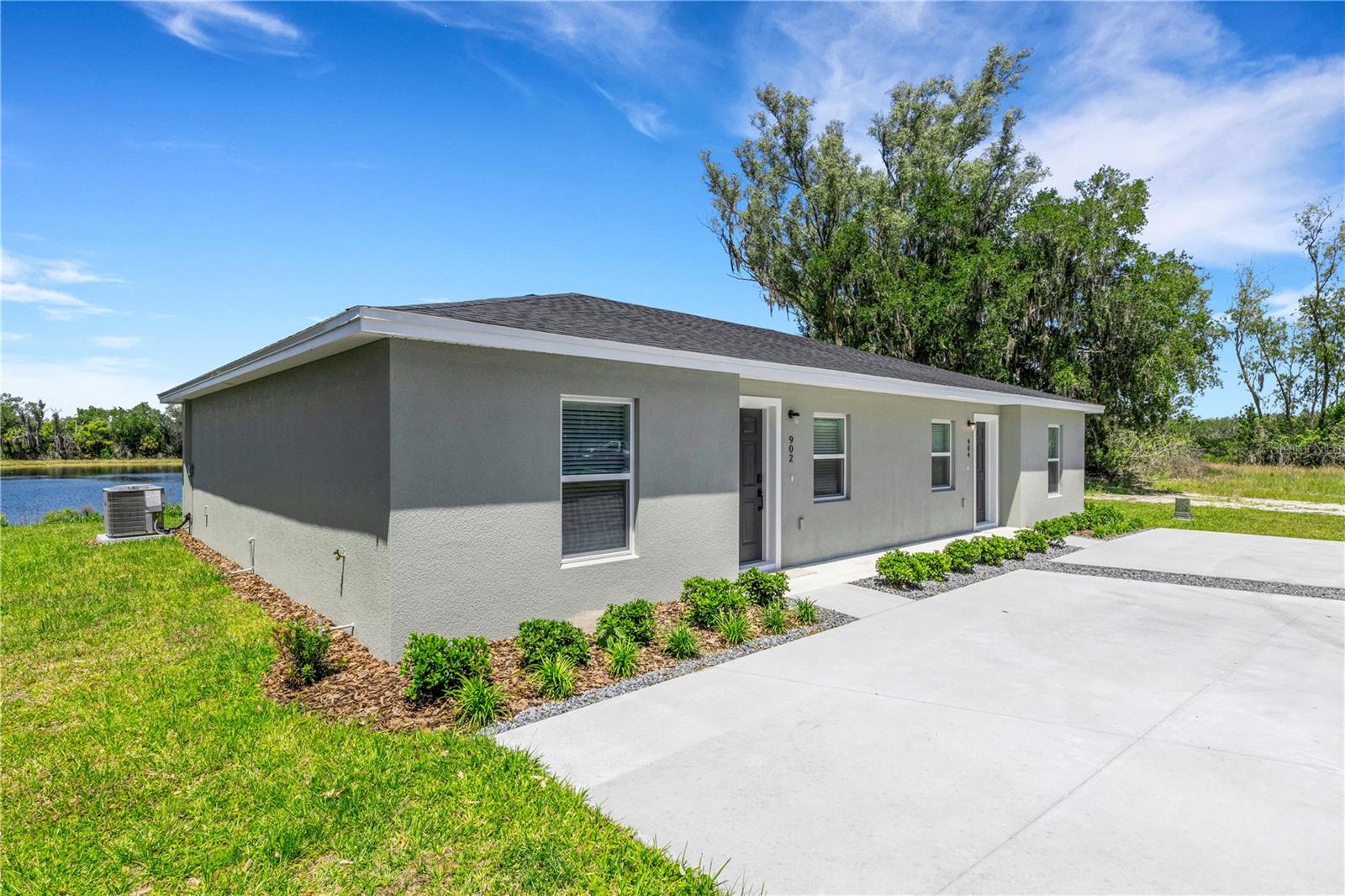 902 / 904 CAPTIVA POINT