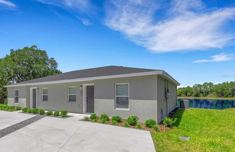 Photo of 902 Captiva Point, Lakeland, FL 33801 (MLS # L4961133)
