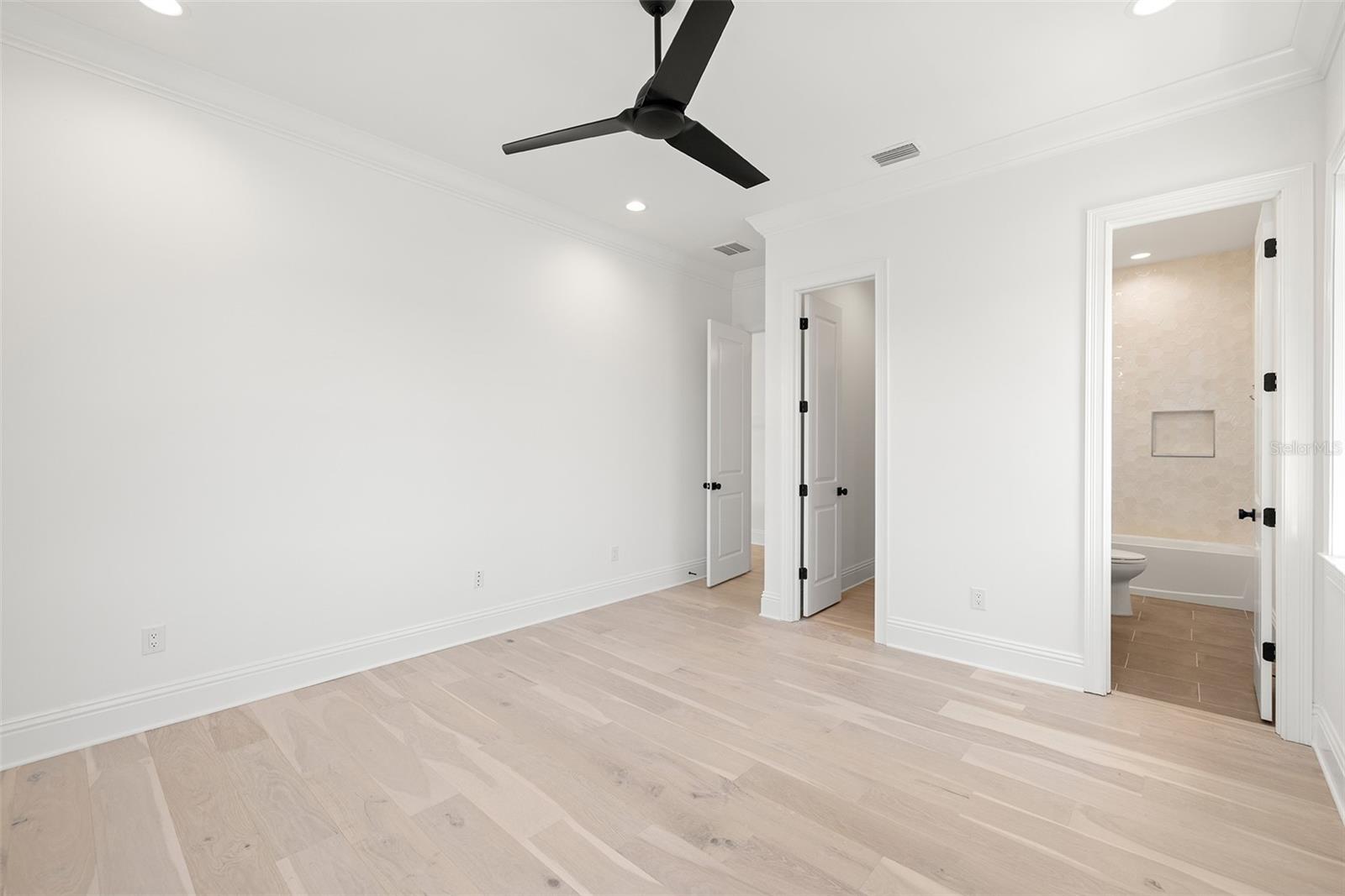 BEL MAR REV UNIT 8 - Residential