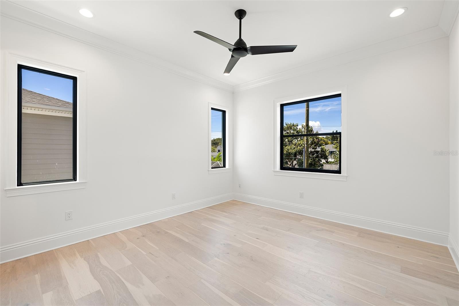 BEL MAR REV UNIT 8 - Residential