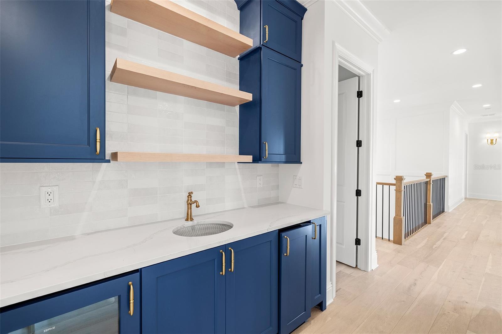 BEL MAR REV UNIT 8 - Residential