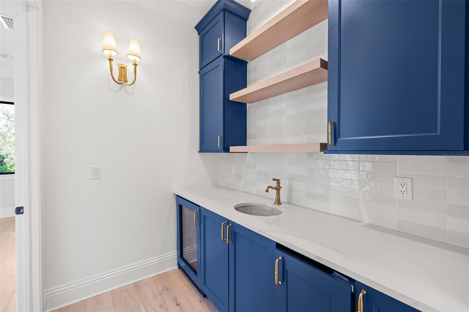 BEL MAR REV UNIT 8 - Residential