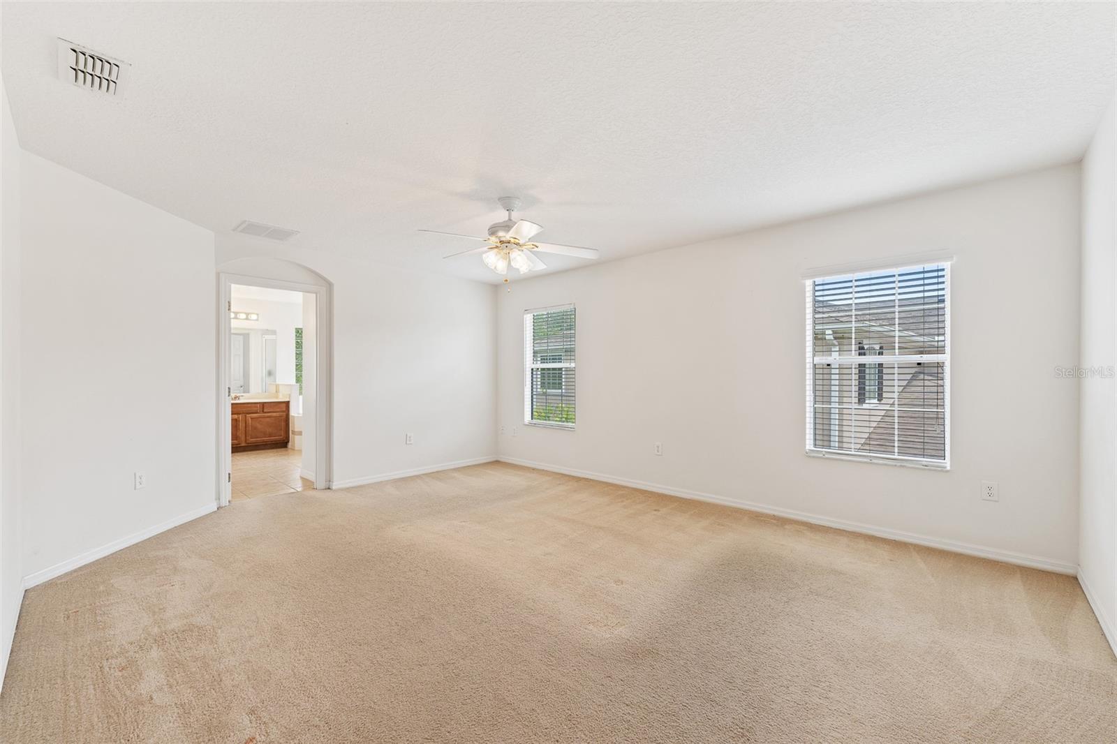 WATERS EDGE/LK NONA - Residential