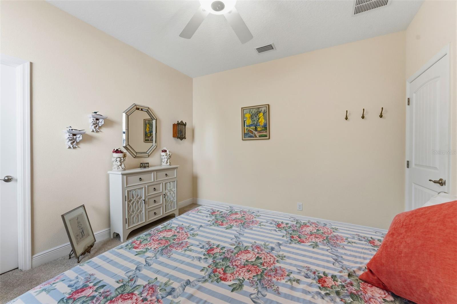 KERSEY LAKE ESTATES - Residential