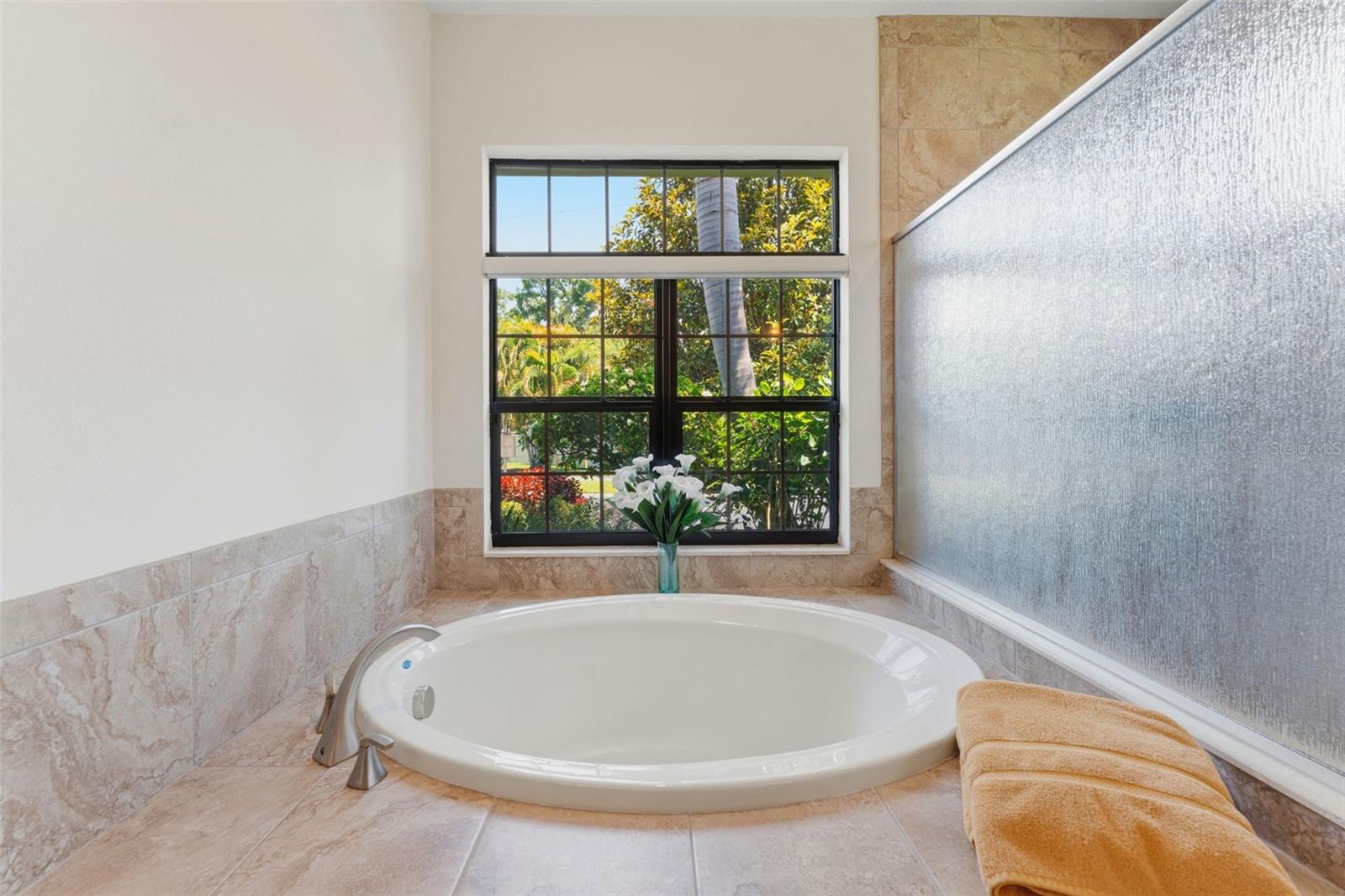KERSEY LAKE ESTATES - Residential