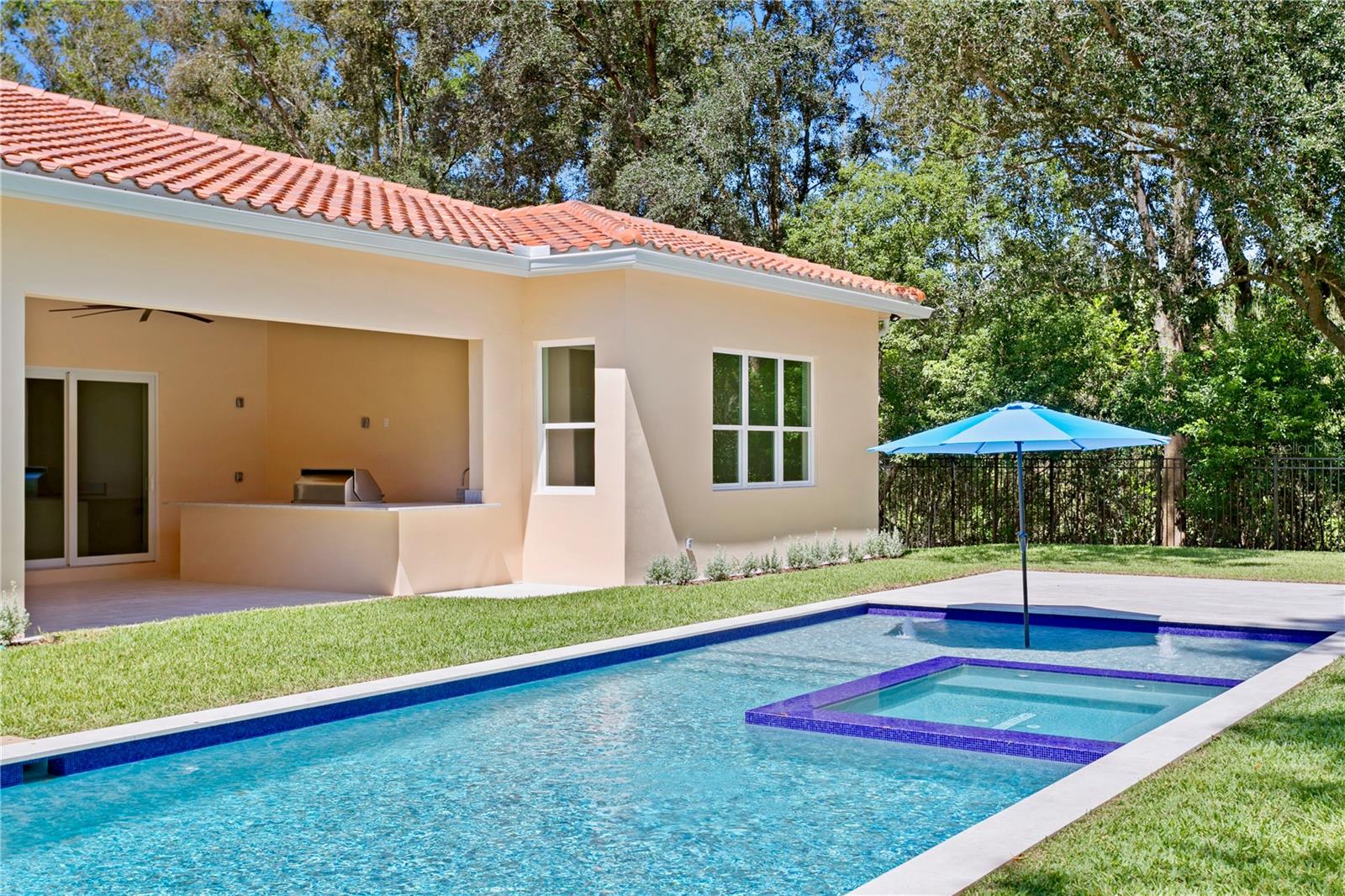 AVILA UNIT 12 - Residential