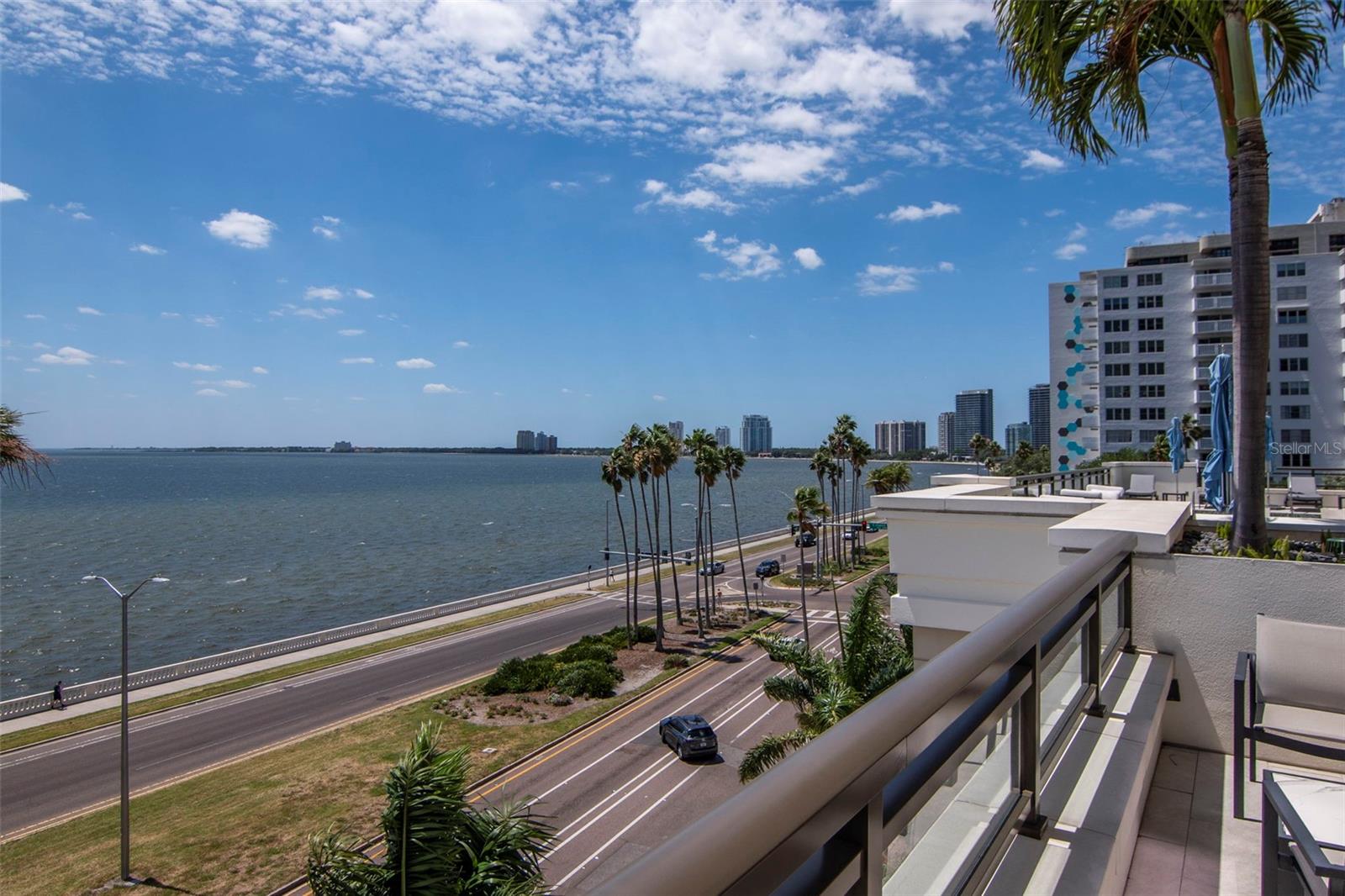 HYDE PARK HOUSE CONDO - Residential