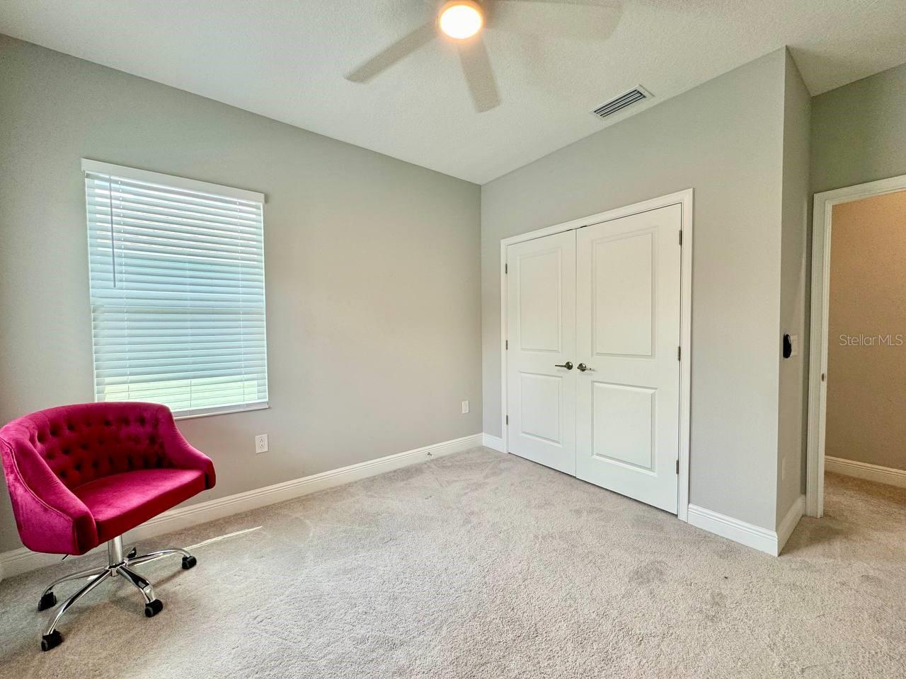 SUBURB ROYAL - Residential Lease