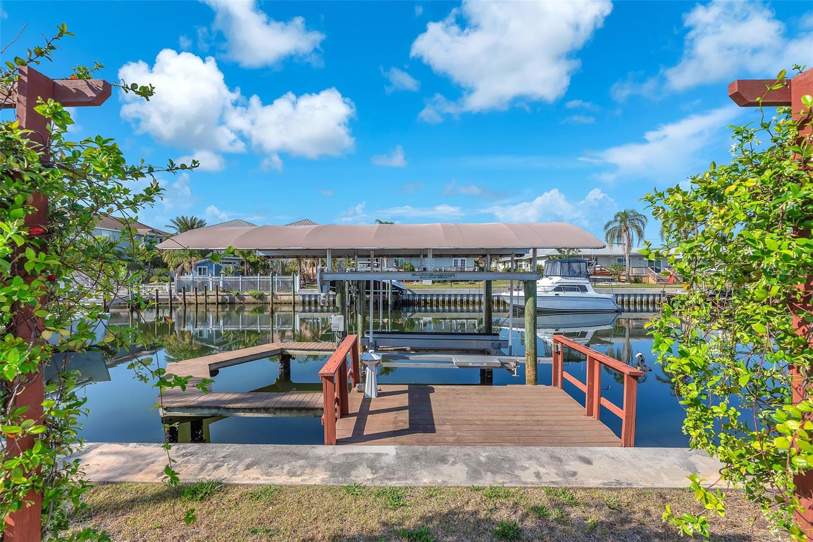 1012 SPINDLE PALM WAY