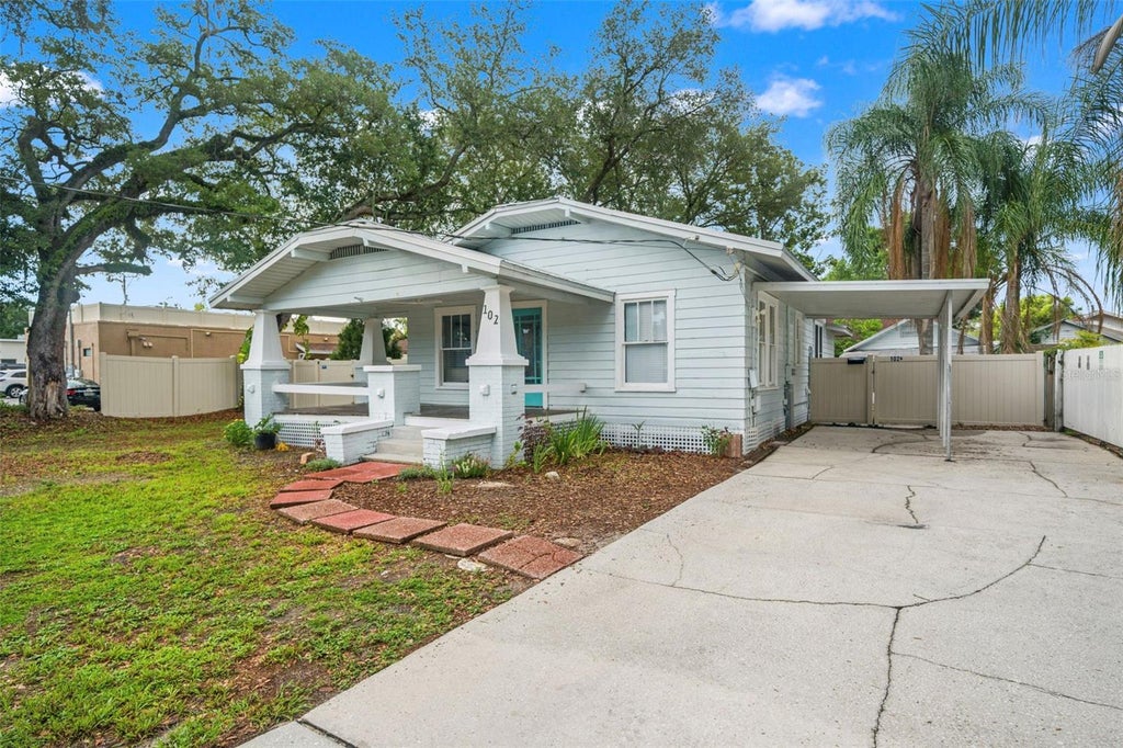 Photo of 102 W North Street, Tampa, FL 33604 (MLS # TB8520111)