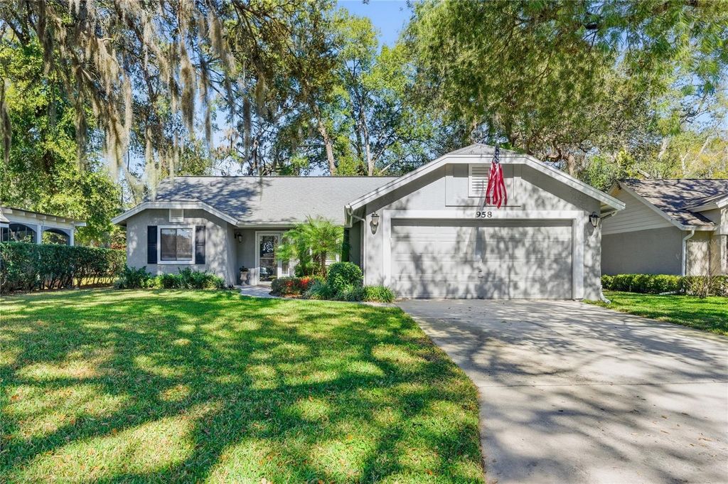 Photo of 958 Southridge Trail, Altamonte Springs, FL 32714 (MLS # O6377727)