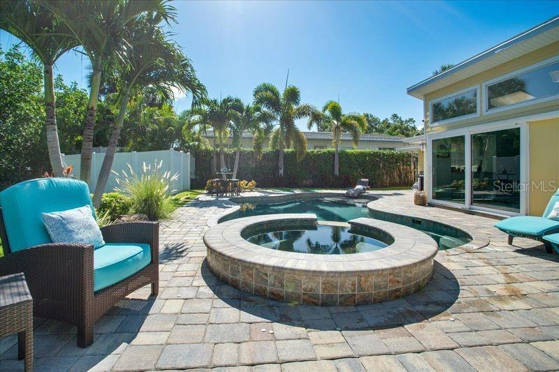 PARADISE ISLAND - Residential Lease