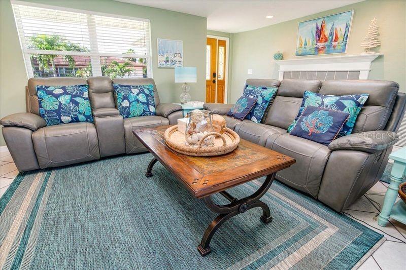 PARADISE ISLAND - Residential Lease