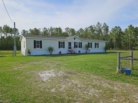 Photo of 960 Still Road #1, Pierson, FL 32180 (MLS # FC316970)