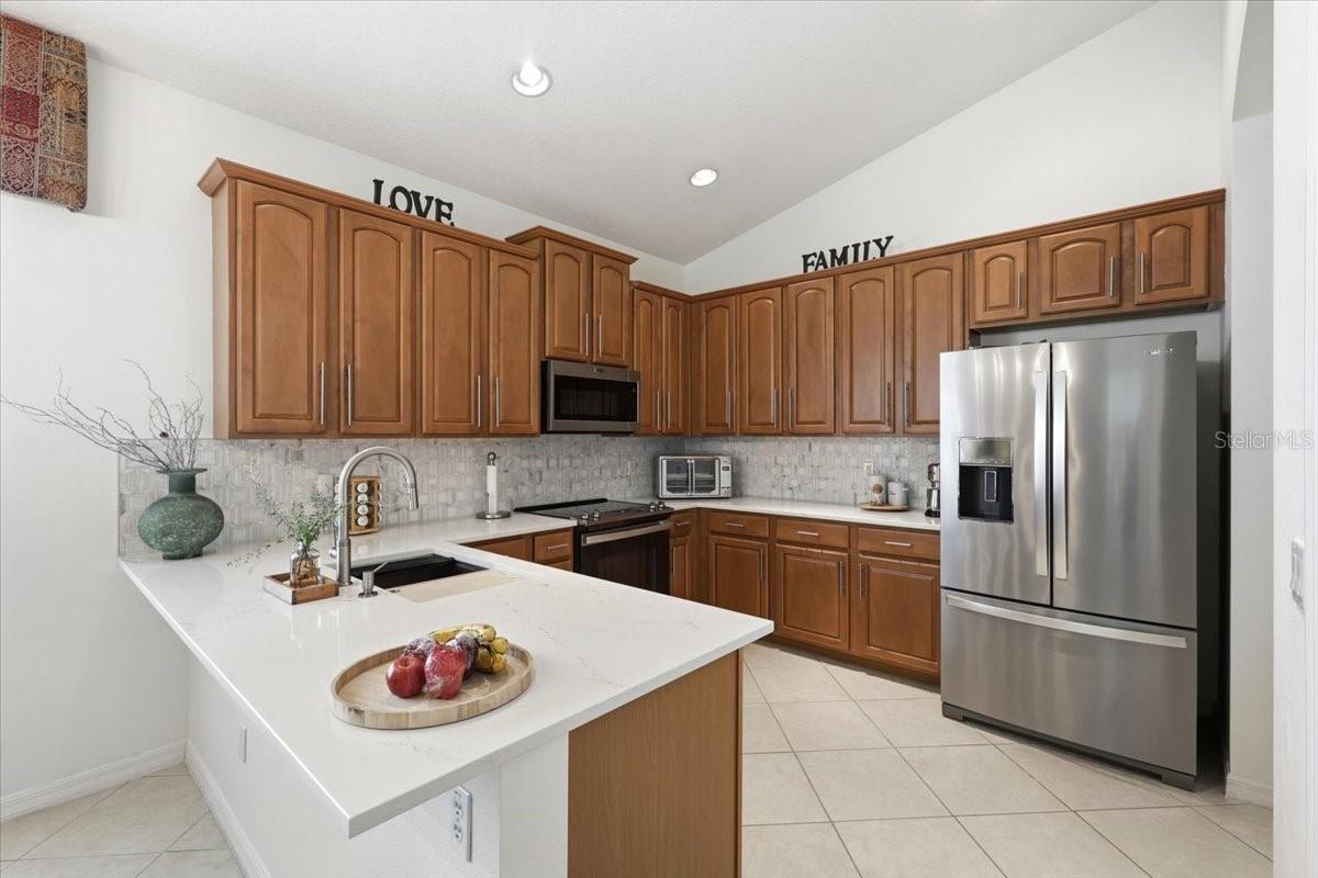 ARLINGTON BAY - Residential