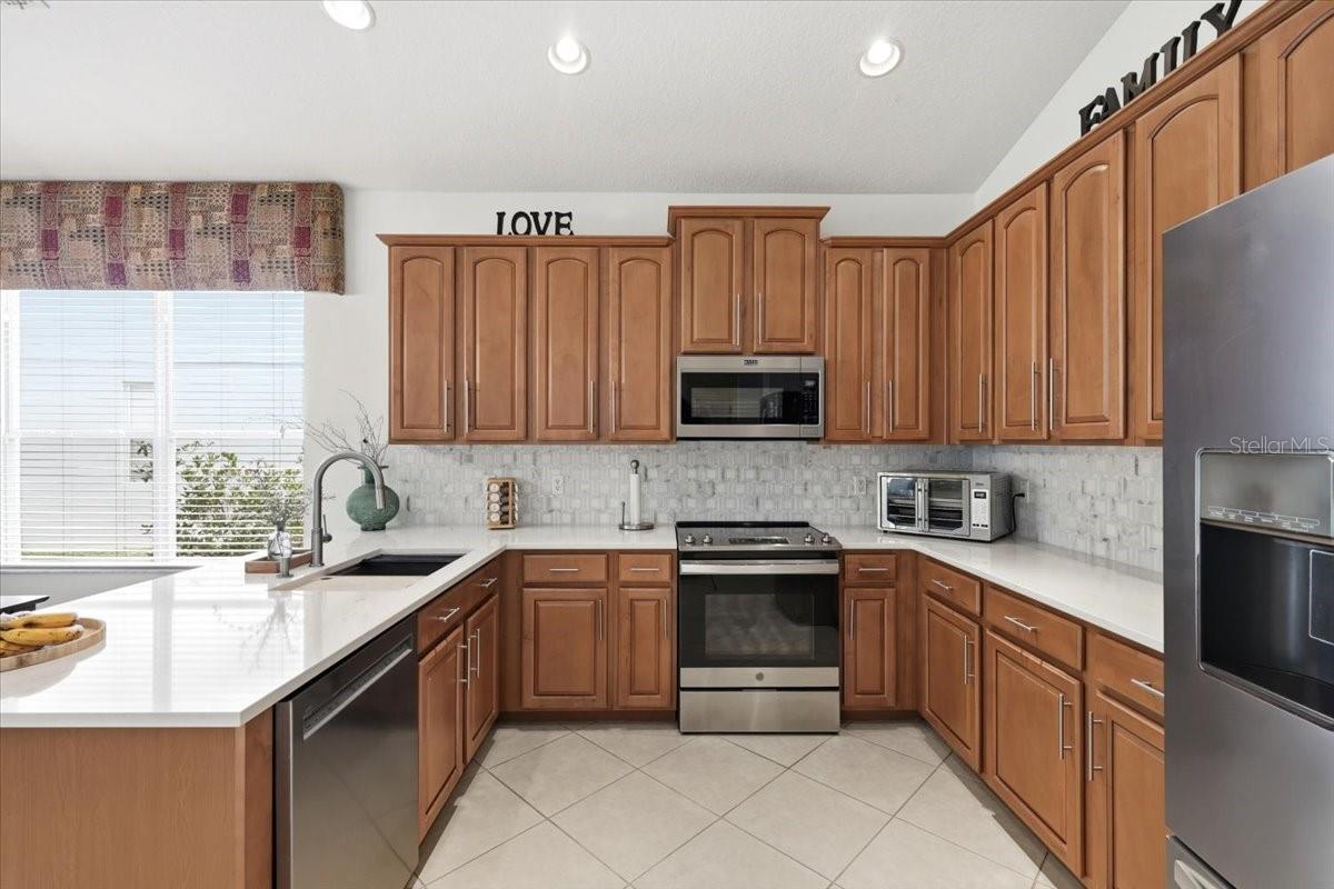 ARLINGTON BAY - Residential