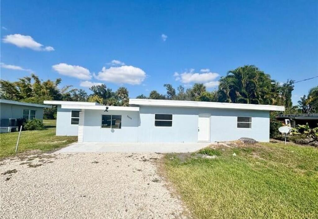 Photo of 23476 Harper Avenue, Punta Gorda, FL 33980 (MLS # O6376725)