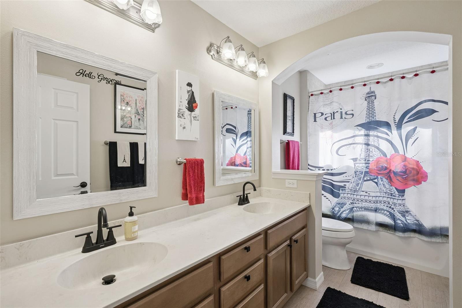 KENMURE - Residential