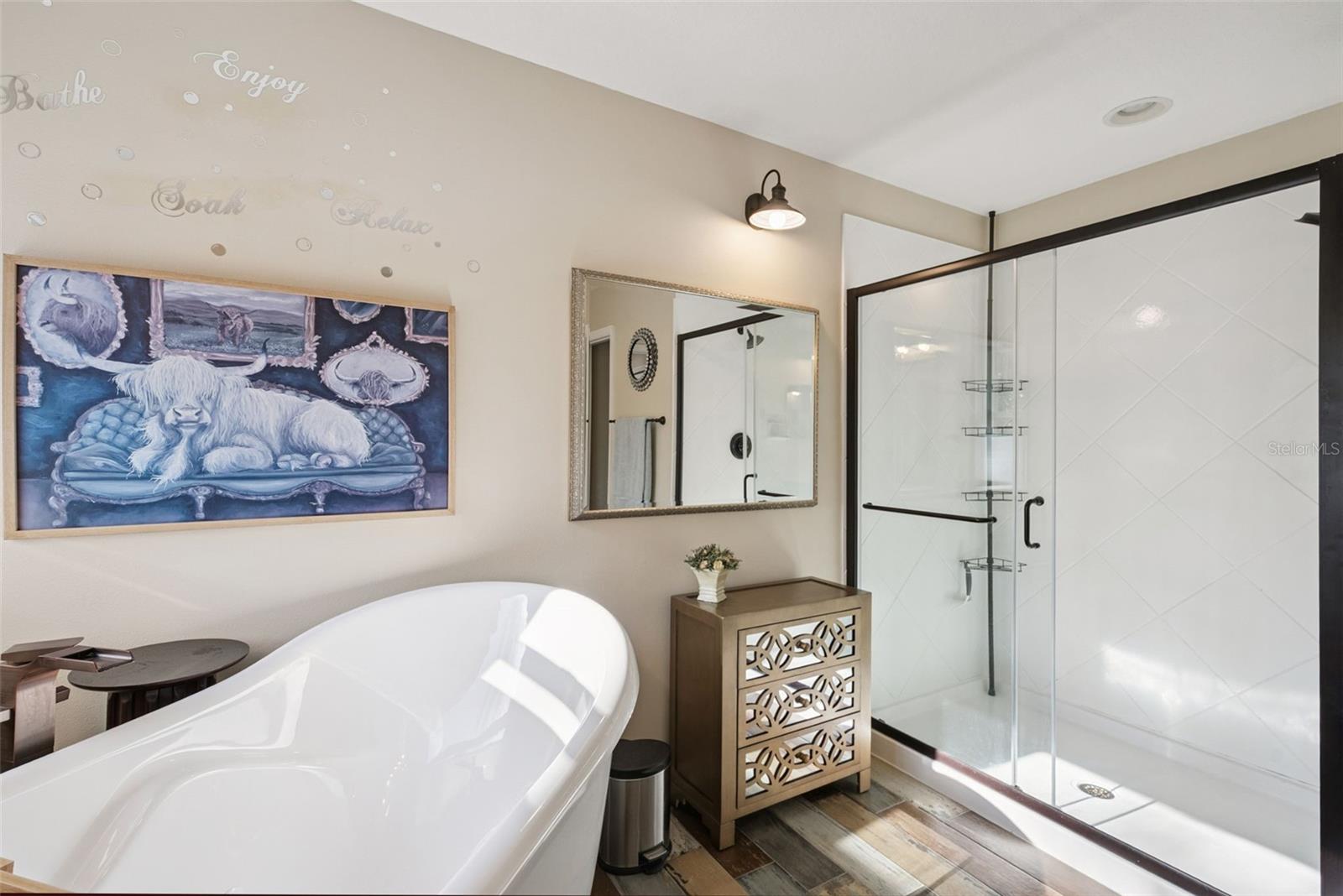 KENMURE - Residential