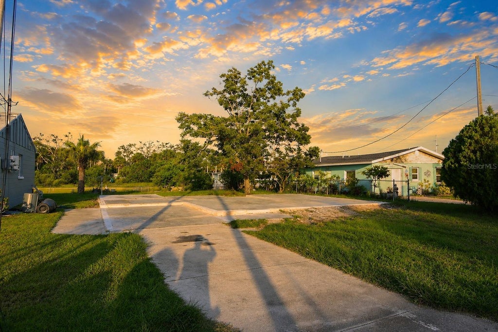 Photo of 13900 Muriel Avenue, Hudson, FL 34667 (MLS # W7887738)