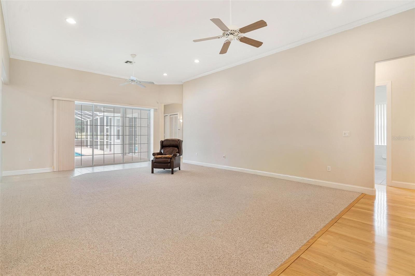 LAKE DALHOUSIE ESTATES - Residential