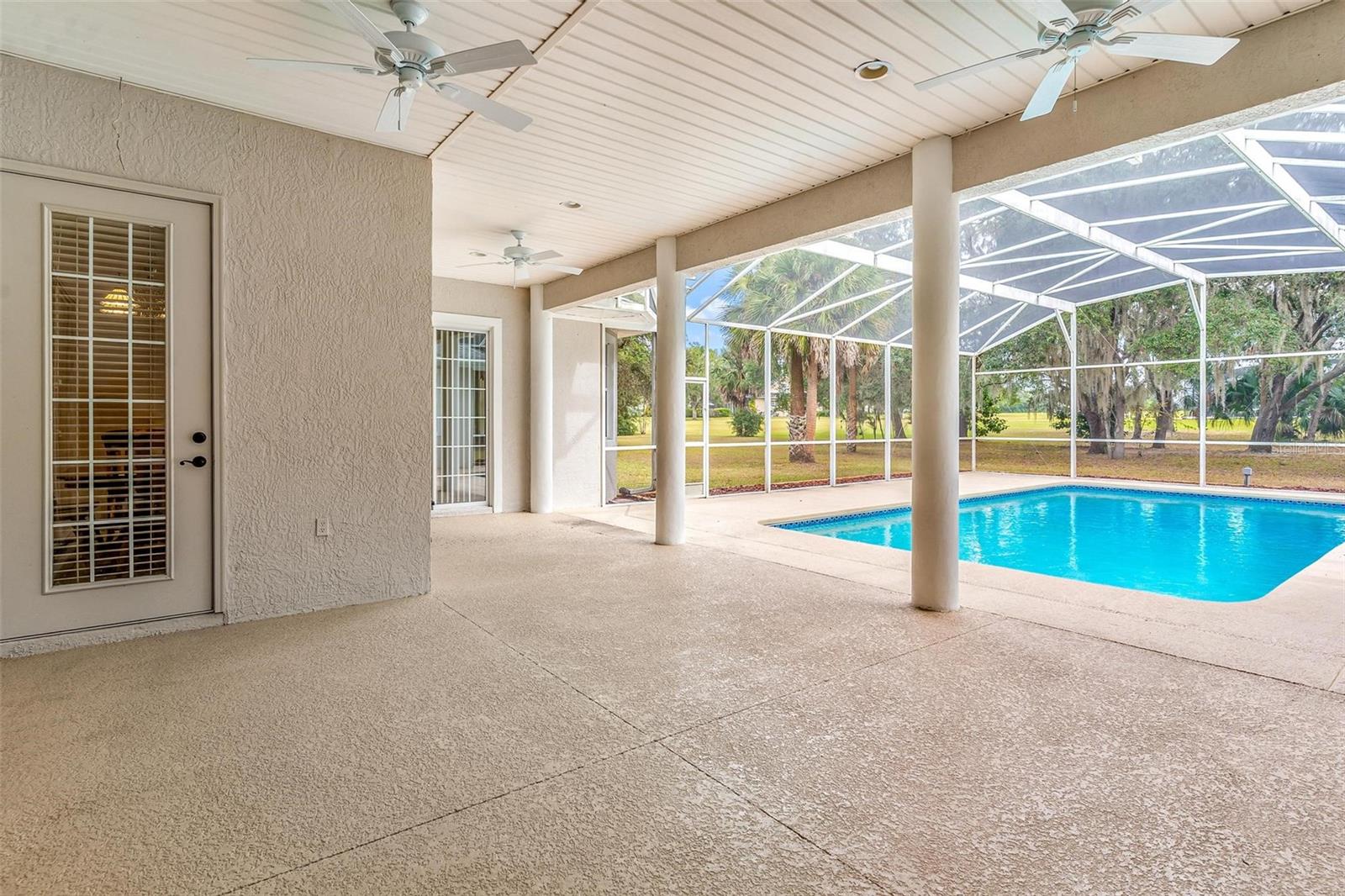 LAKE DALHOUSIE ESTATES - Residential