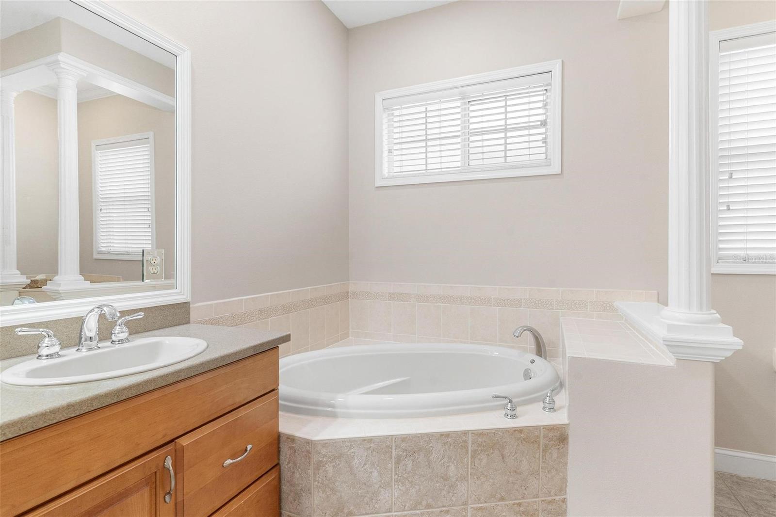 LAKE DALHOUSIE ESTATES - Residential